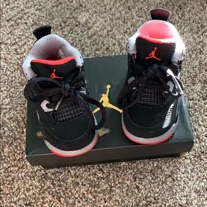 Baby Jordan 4 retro